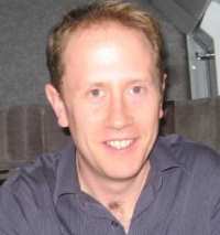 Peter Wall profesor clínico de la UHCW NHS Trust y de la Universidad de Warwick